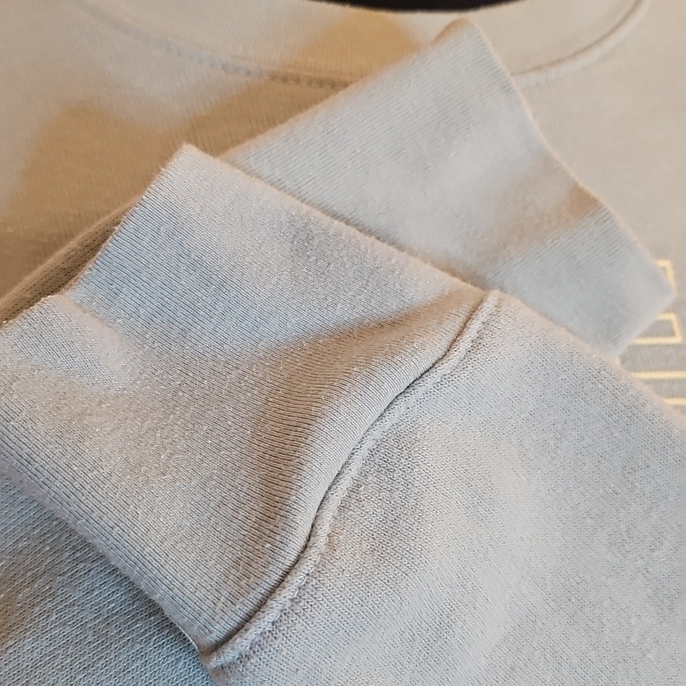 Midwest Light Blue Cropped Crew Neck Sweatshirt Size Medium - Picture 4 of 9
